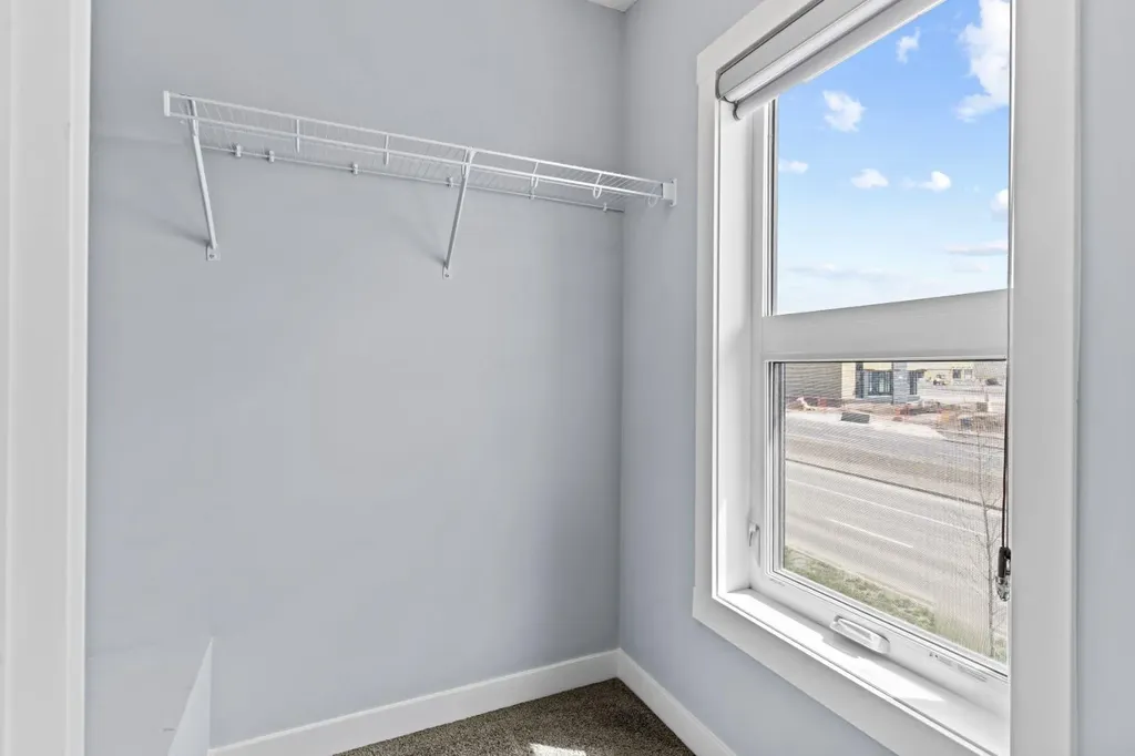 241 Livingston Common NE Calgary AB T3P 1K1