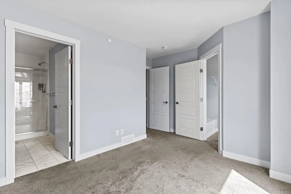 241 Livingston Common NE Calgary AB T3P 1K1