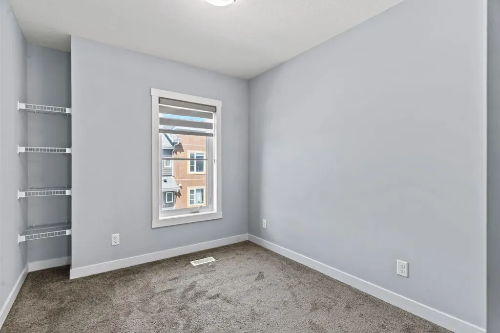 241 Livingston Common NE Calgary AB T3P 1K1