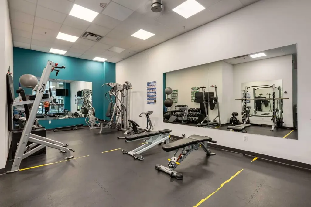 836 15 Avenue SW Calgary AB T2R1S2