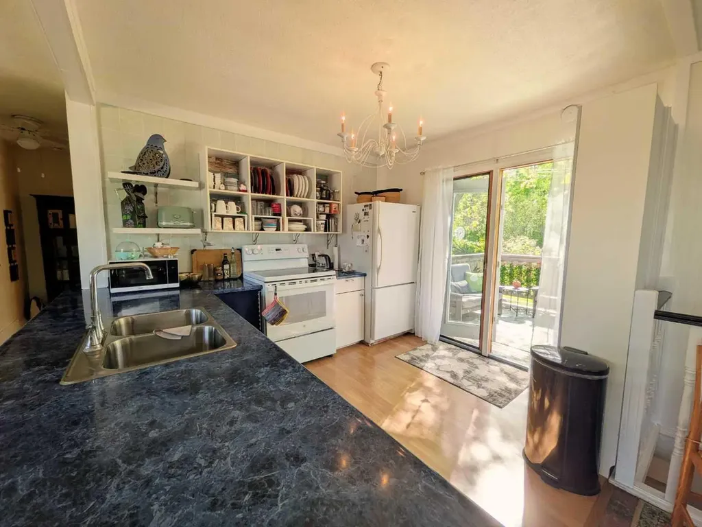 4814 52 Street Eaglesham AB T0H 1H0
