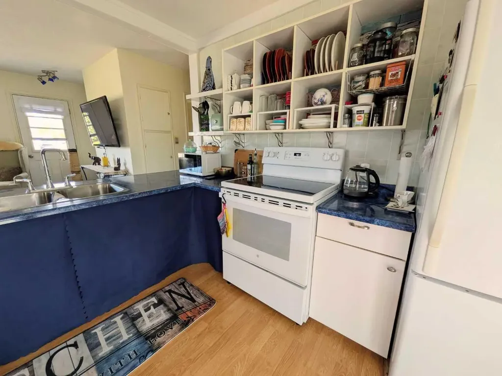 4814 52 Street Eaglesham AB T0H 1H0