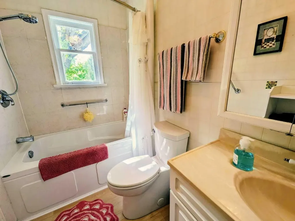 4814 52 Street Eaglesham AB T0H 1H0