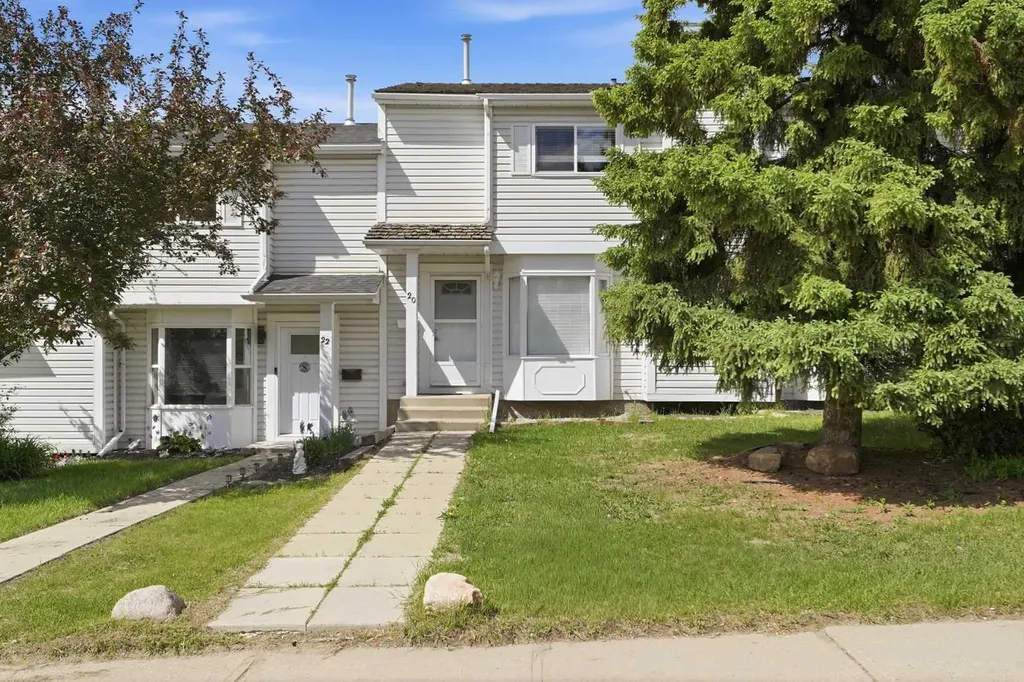 20 Ellenwood Drive Red Deer AB T4R2E3