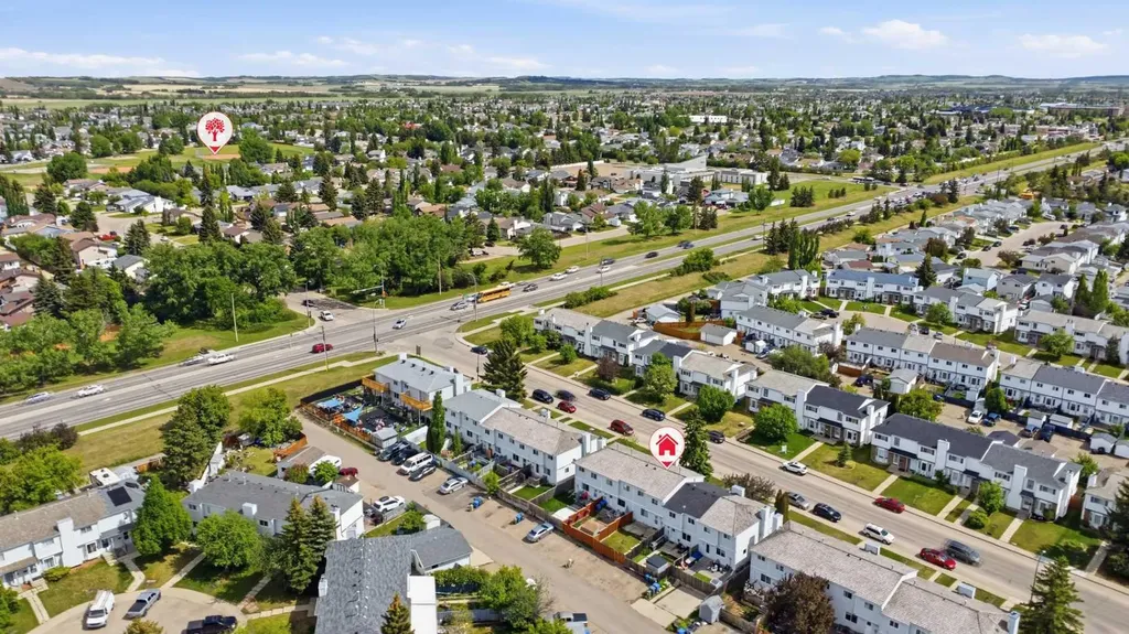 20 Ellenwood Drive Red Deer AB T4R2E3