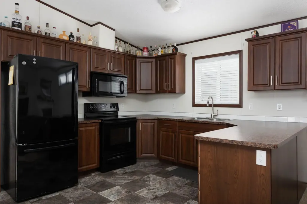 328 Grey Crescent Fort Mcmurray AB T9K 2N8