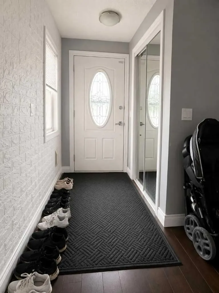 6479 68 Street NE Calgary AB T3J 2H7