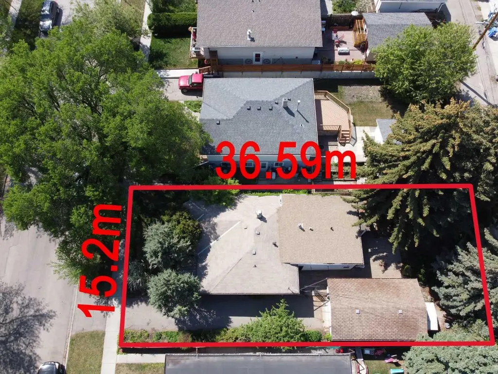 232 27 Avenue NW Calgary AB T2M2H4