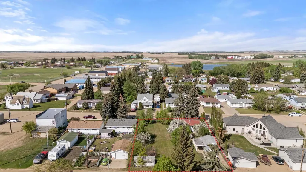 4911 54 Avenue Viking AB T0B 4N0