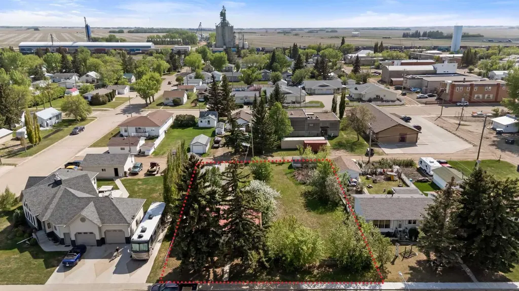 4911 54 Avenue Viking AB T0B 4N0