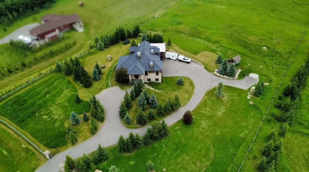 31210 Woodland Way Rural Rocky View County AB T3R 1G5