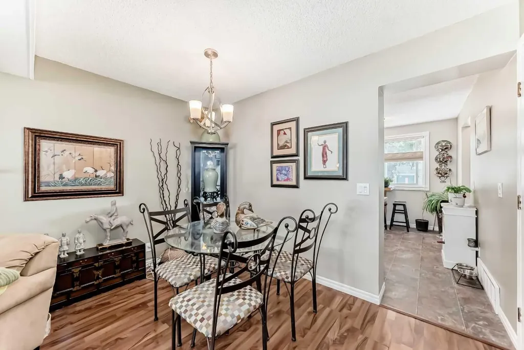 48 Millcrest Way SW Calgary AB T2Y2J4