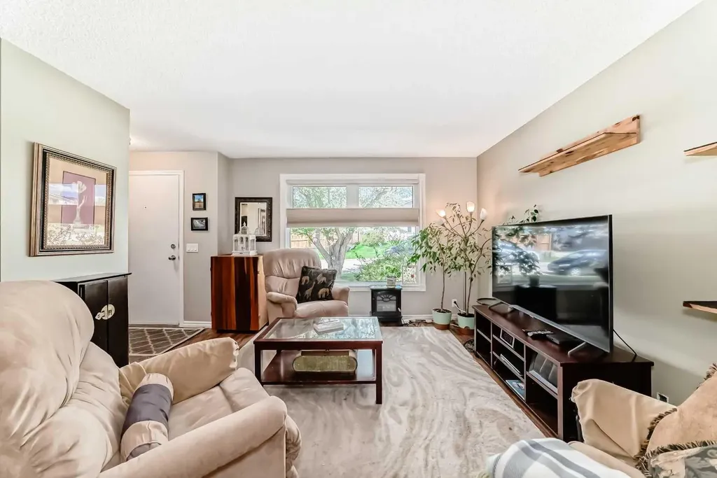 48 Millcrest Way SW Calgary AB T2Y2J4