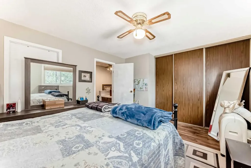 48 Millcrest Way SW Calgary AB T2Y2J4