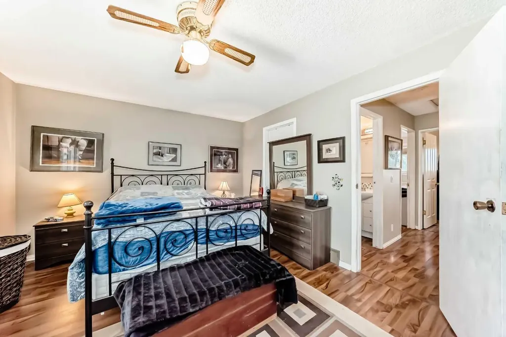 48 Millcrest Way SW Calgary AB T2Y2J4