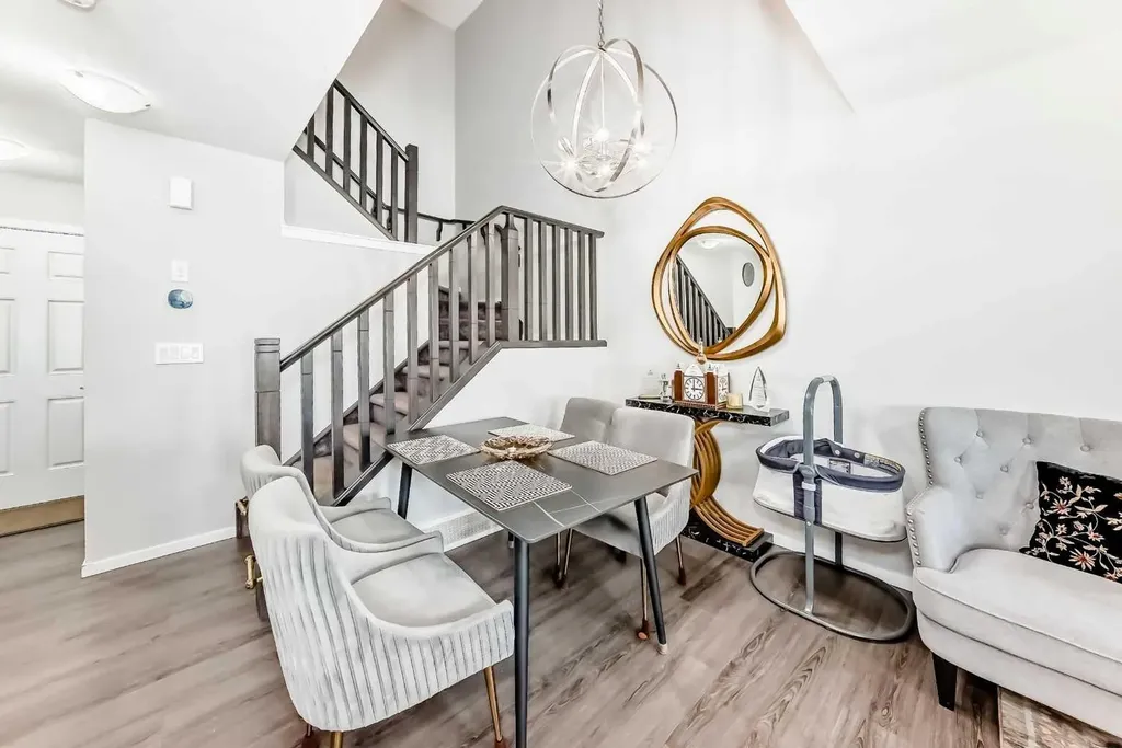 1283 140 Avenue NW Calgary AB T3P 0Y5
