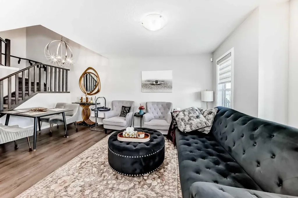1283 140 Avenue NW Calgary AB T3P 0Y5