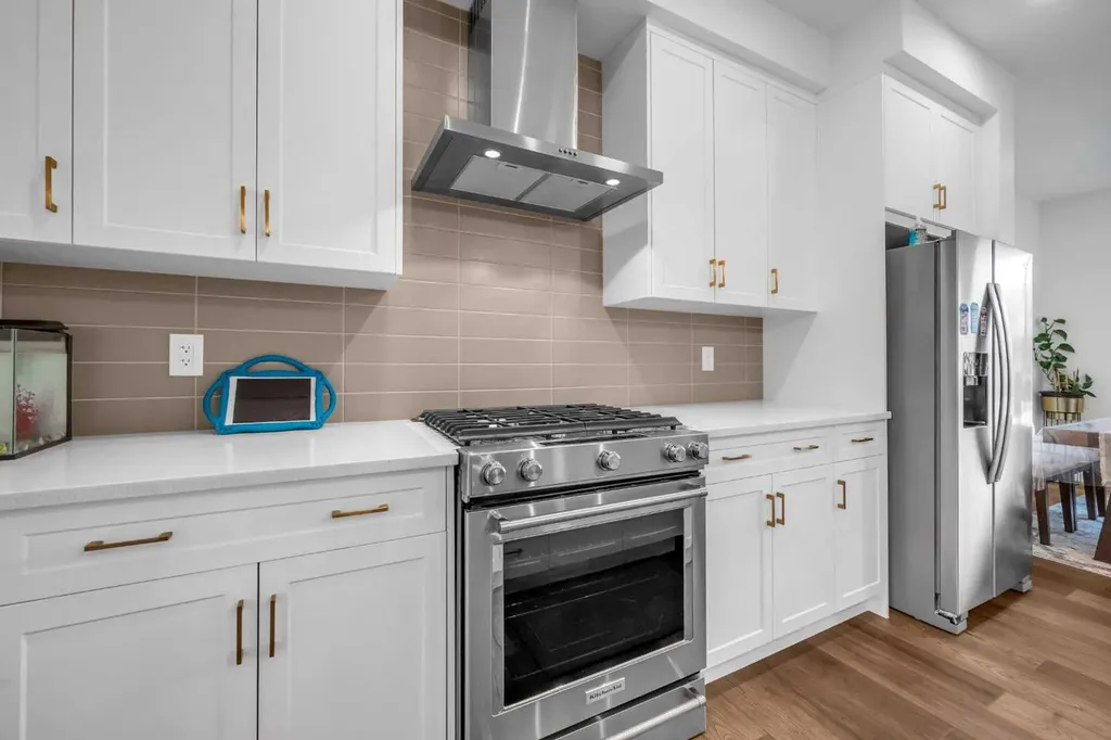 84 Savanna Place NE Calgary AB T3J 0X5