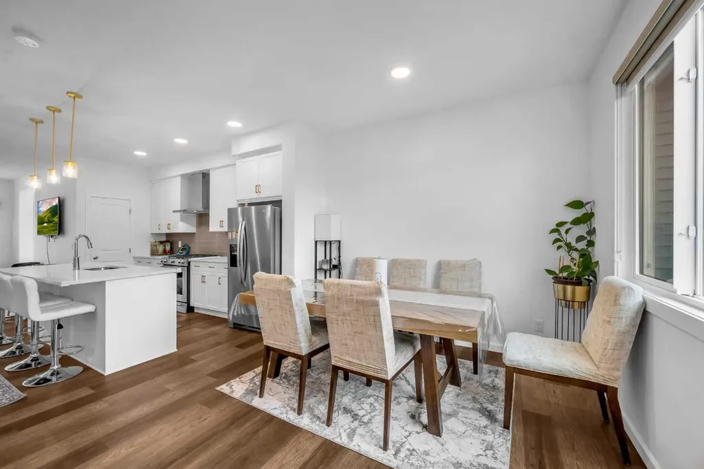 84 Savanna Place NE Calgary AB T3J 0X5