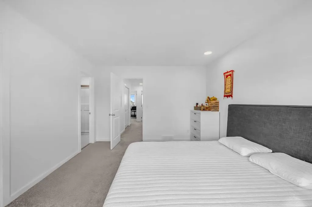 84 Savanna Place NE Calgary AB T3J 0X5
