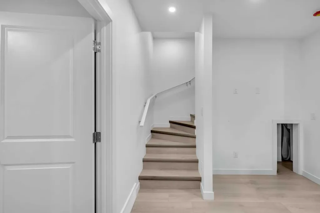 84 Savanna Place NE Calgary AB T3J 0X5