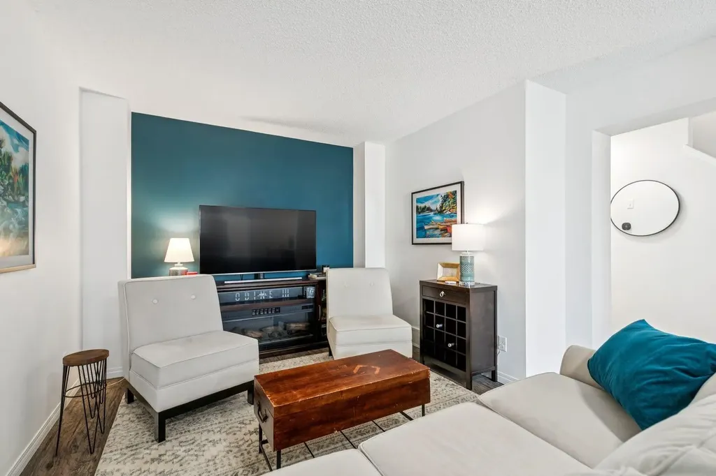 321 Windstone Gardens SW Airdrie AB T4B 3R5