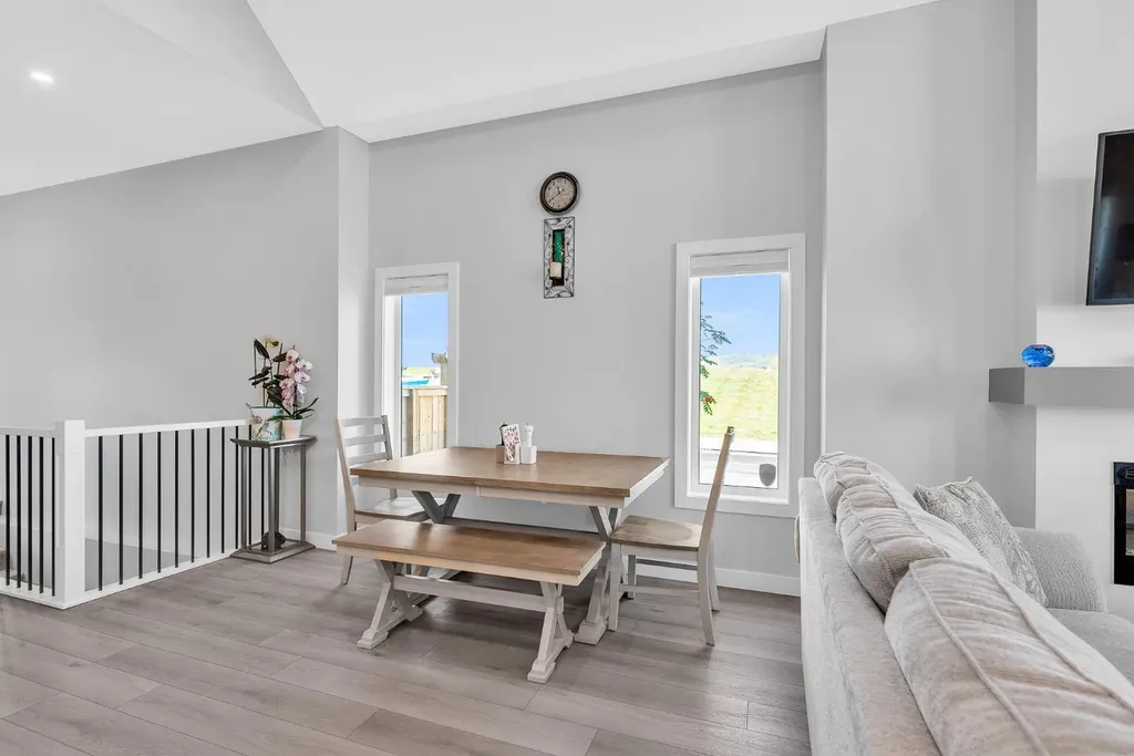 1098 Creekside Boulevard SW Calgary AB T2X 5K6