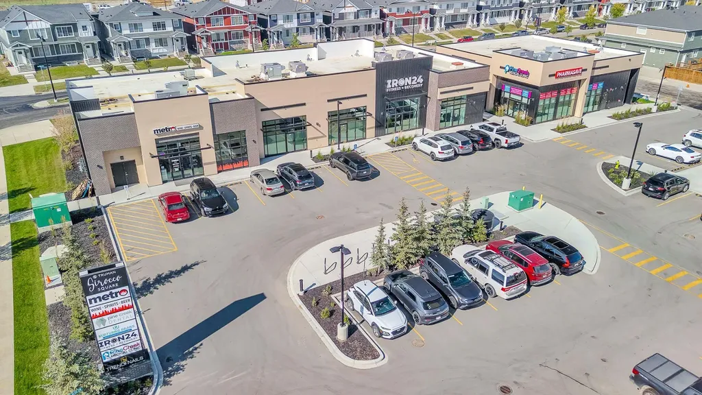 1098 Creekside Boulevard SW Calgary AB T2X 5K6