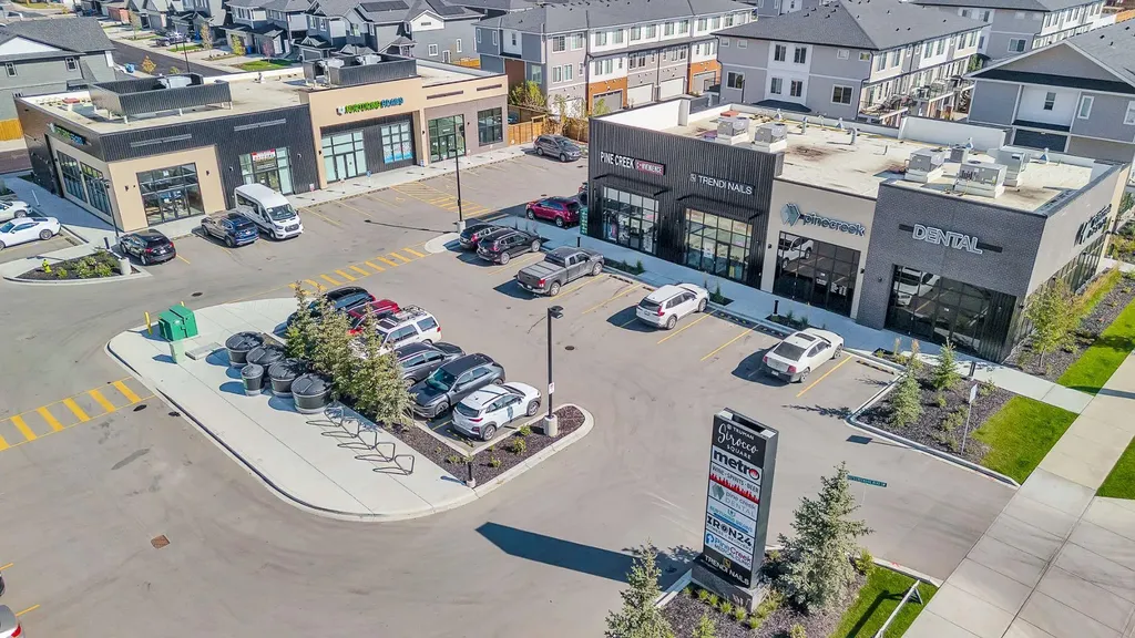 1098 Creekside Boulevard SW Calgary AB T2X 5K6