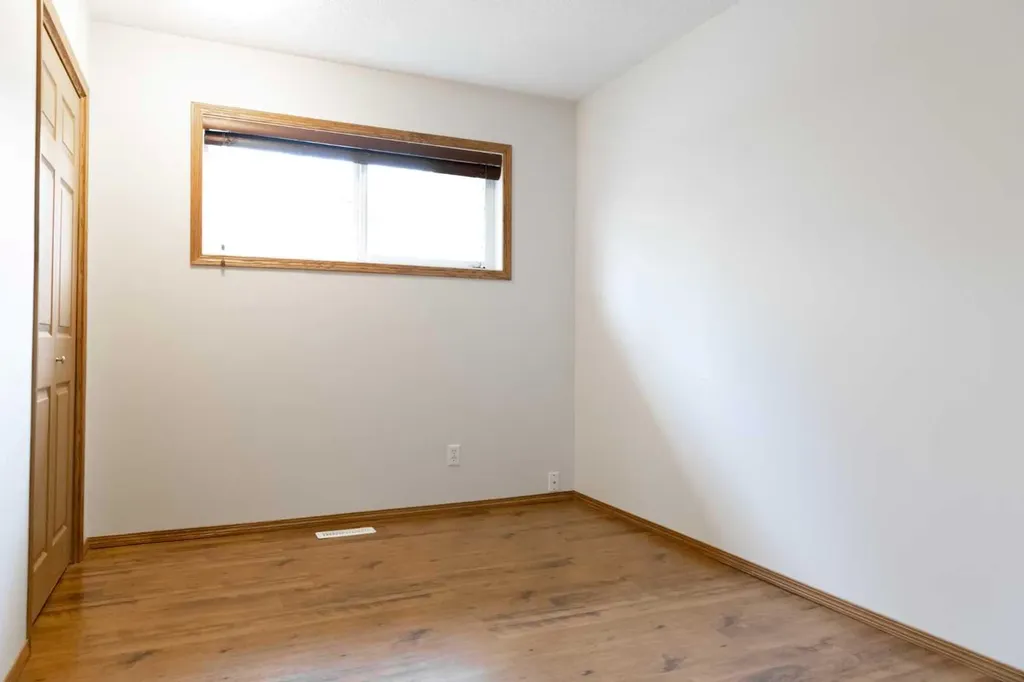 4811 47 Street Rocky Mountain House AB T4T 1C3