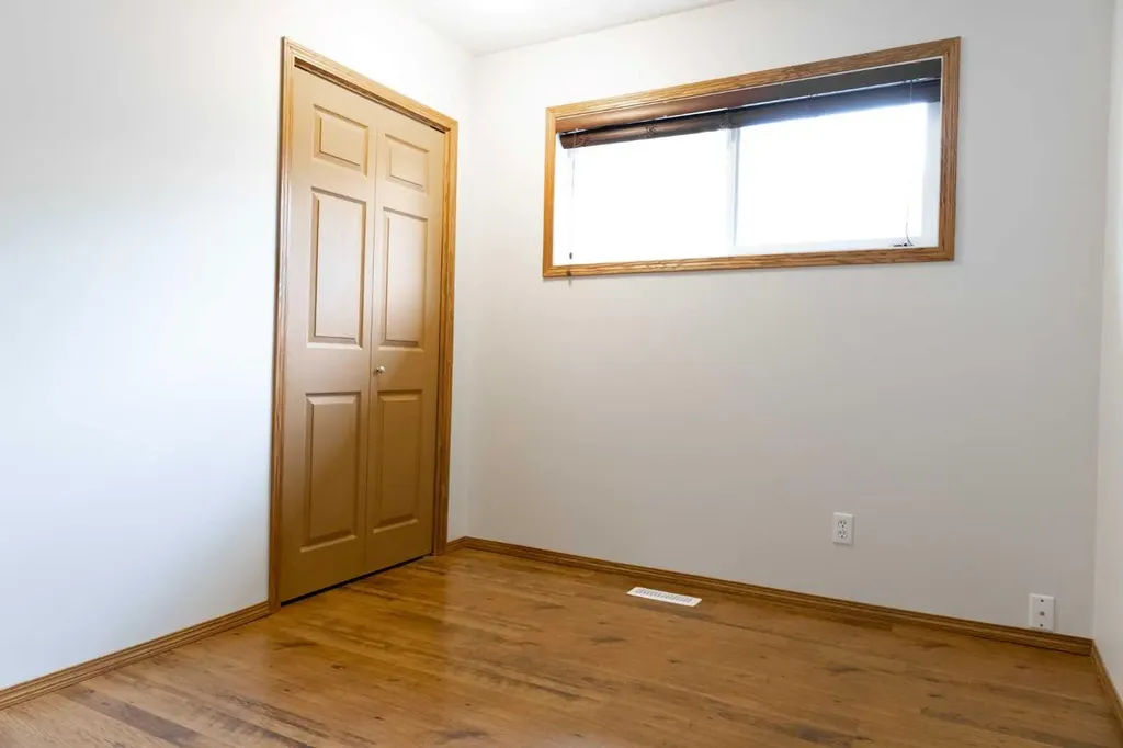 4811 47 Street Rocky Mountain House AB T4T 1C3