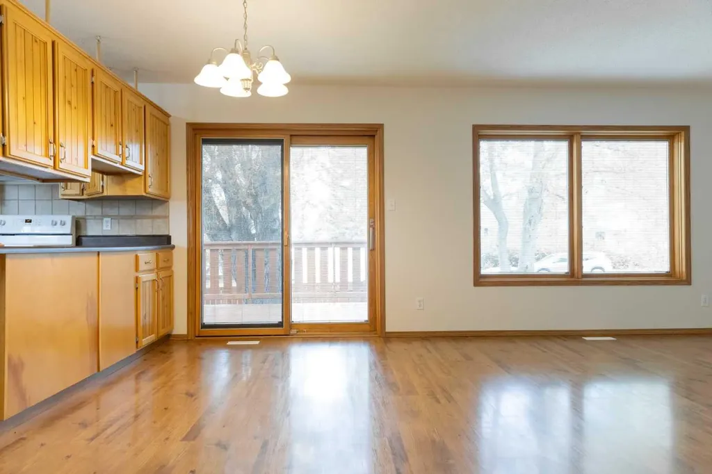 4811 47 Street Rocky Mountain House AB T4T 1C3
