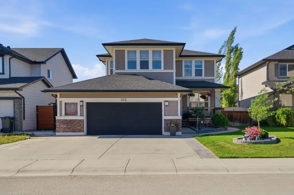 212 Willowmere Close Chestermere AB T1X 1S2