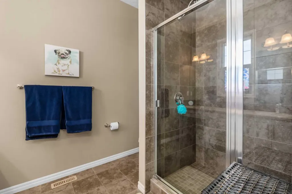 390 River Heights Crescent Cochrane AB T4C 0T9