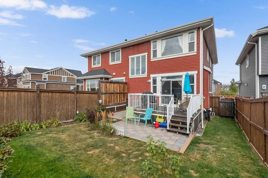 390 River Heights Crescent Cochrane AB T4C 0T9