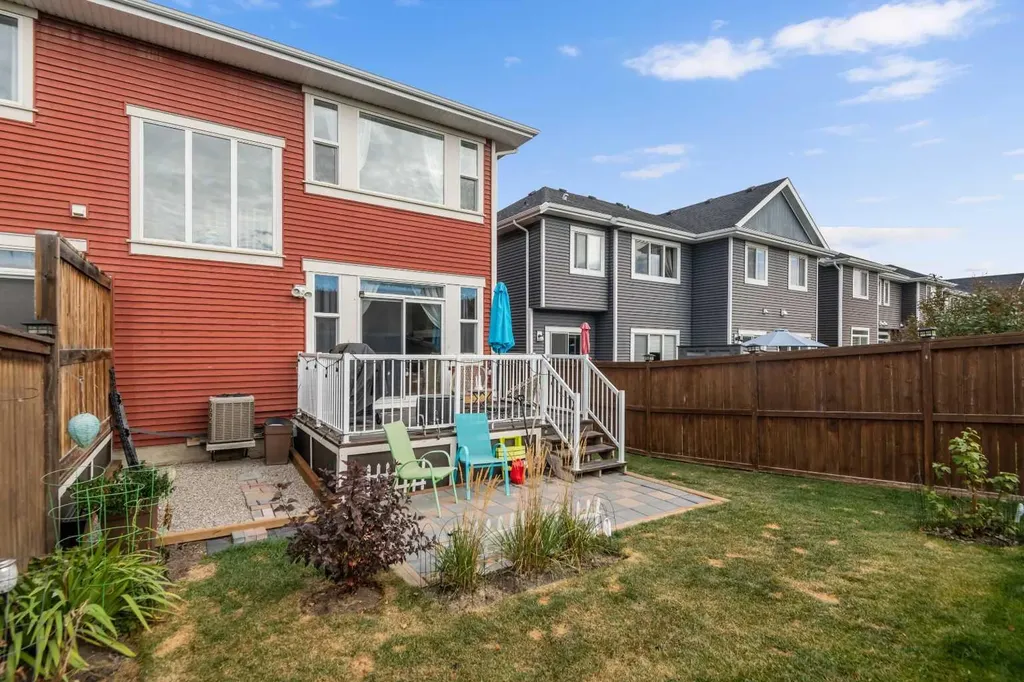 390 River Heights Crescent Cochrane AB T4C 0T9