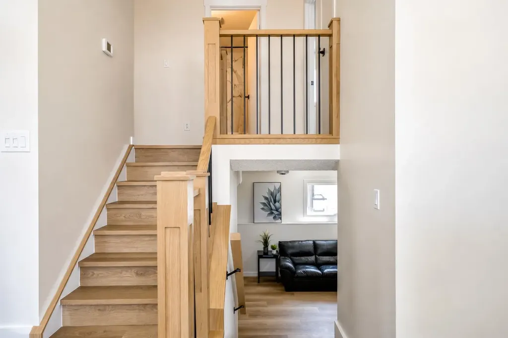 17 Calder Place SE Medicine Hat AB T1B3K2
