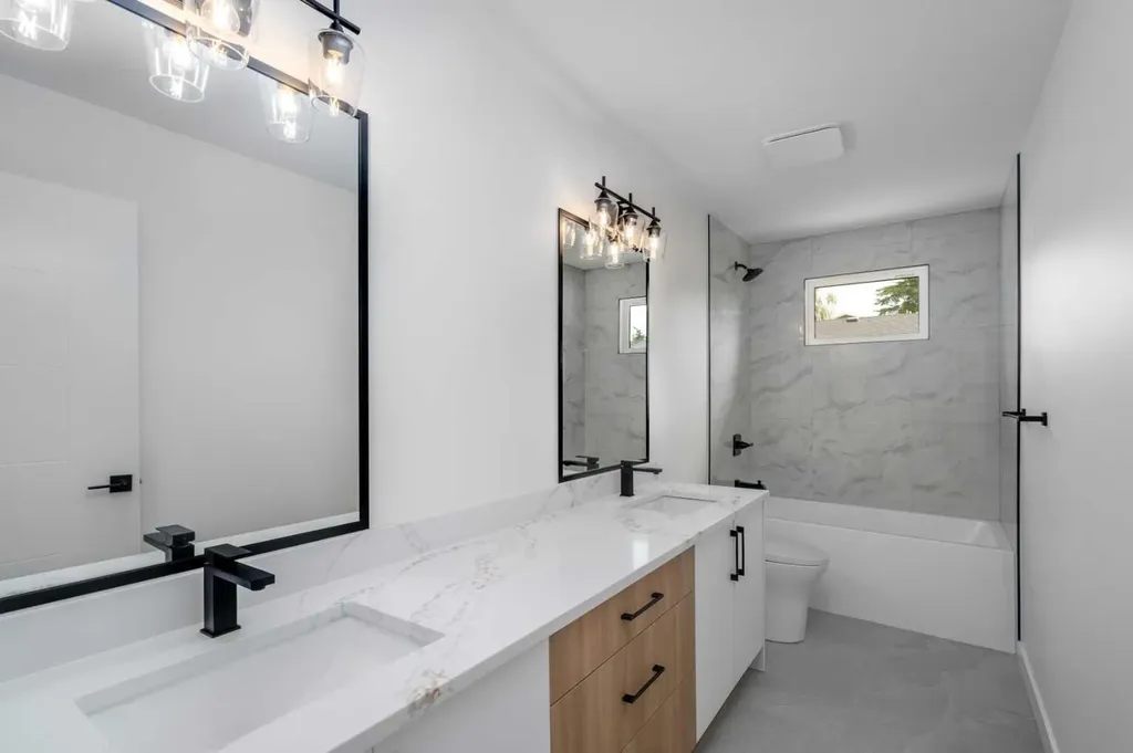 312 Queensland Road SE Calgary AB T2J 3S6