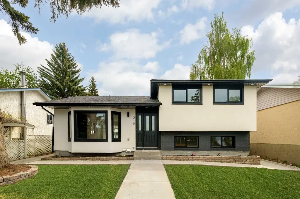 312 Queensland Road SE Calgary AB T2J 3S6