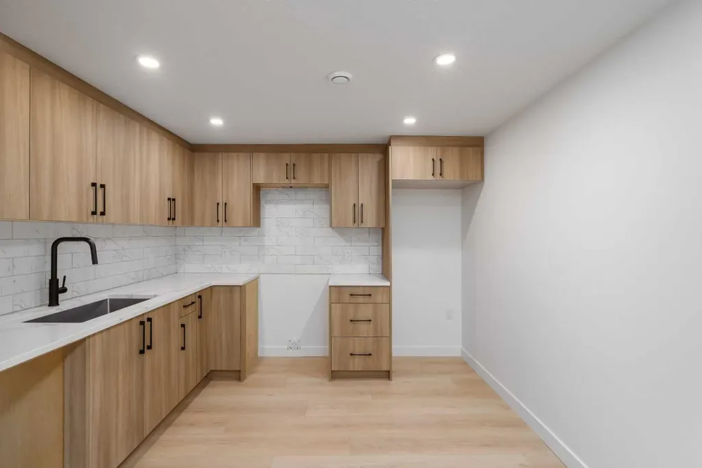 312 Queensland Road SE Calgary AB T2J 3S6
