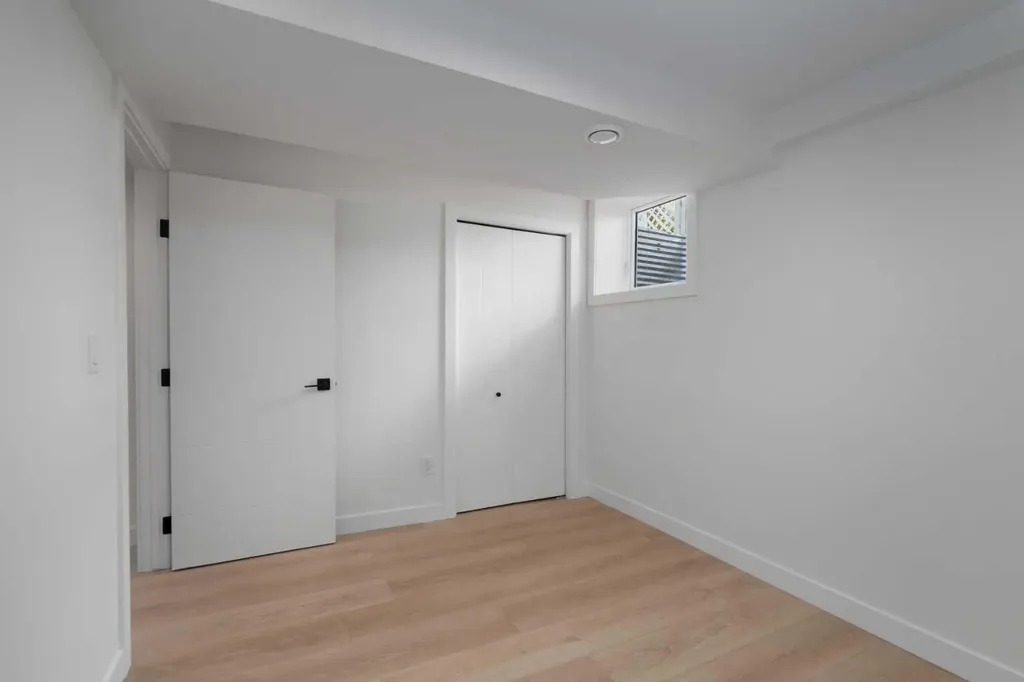 312 Queensland Road SE Calgary AB T2J 3S6