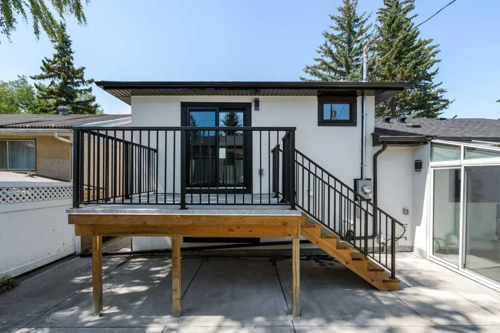 312 Queensland Road SE Calgary AB T2J 3S6
