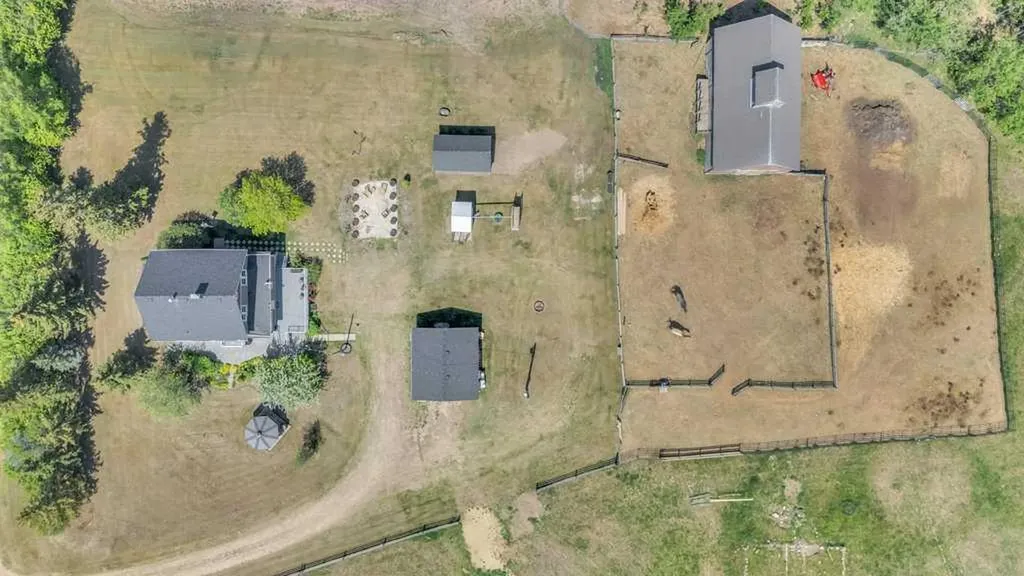 421011 Range Road 274 Rural Ponoka County AB T4J 1K3