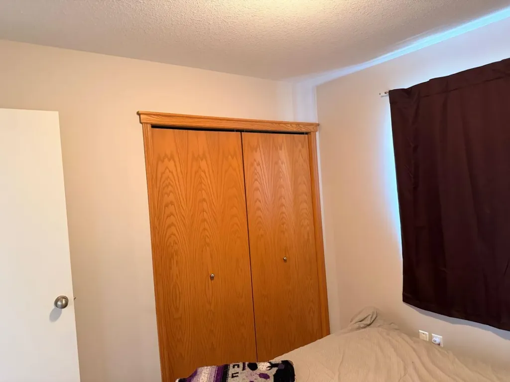 9137 94a Avenue Grande Prairie AB T8X 1V4