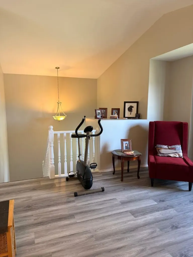 9137 94a Avenue Grande Prairie AB T8X 1V4