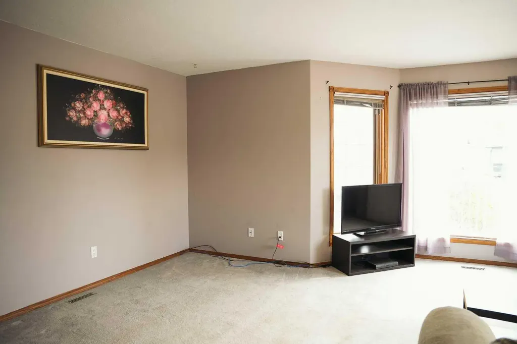 4525 49 Avenue Hardisty AB T0B1V0