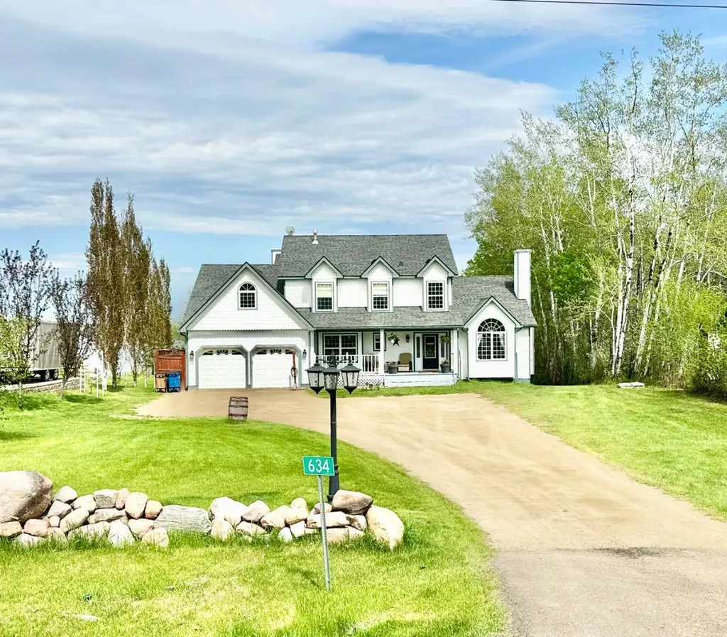 67325 Churchill Park Drive Lac La Biche AB T0A 2C0