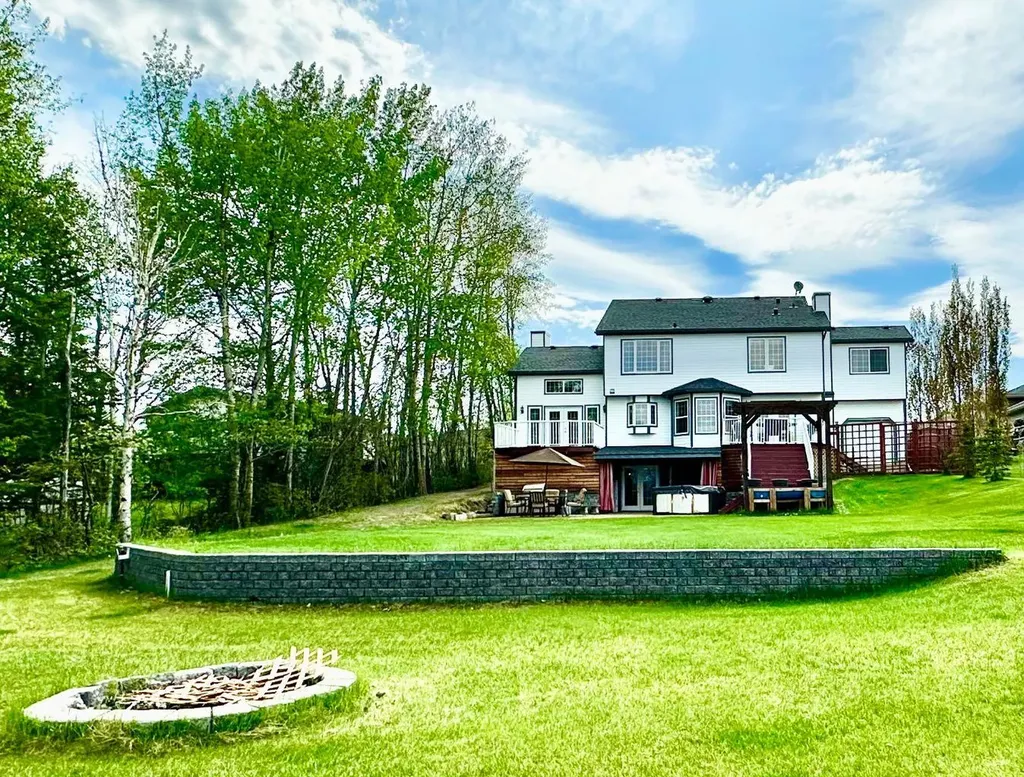 67325 Churchill Park Drive Lac La Biche AB T0A 2C0