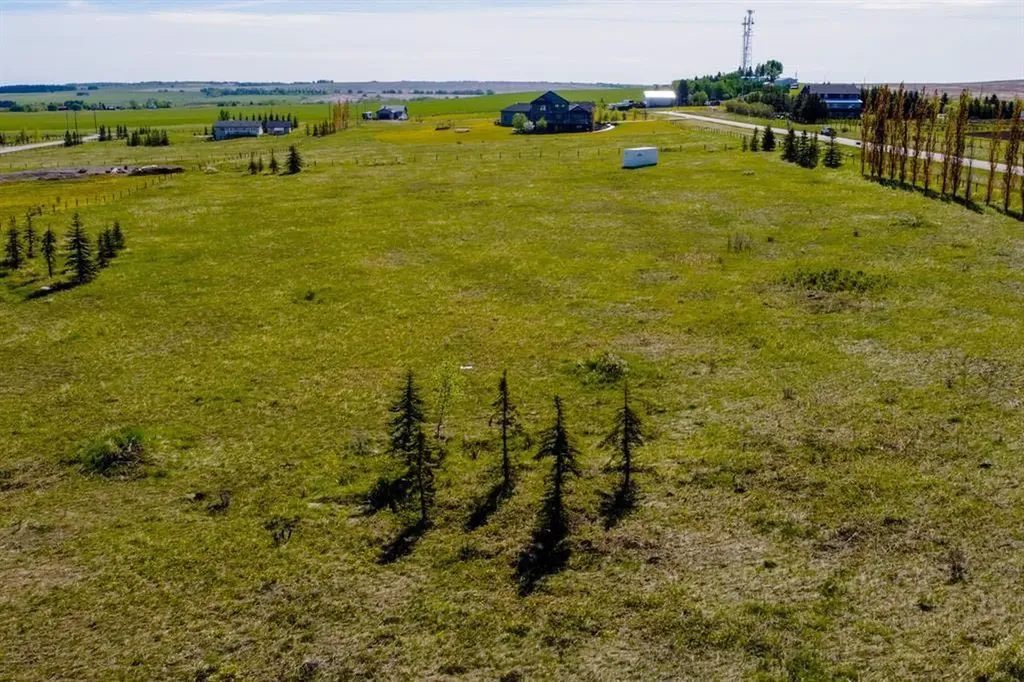 176042 168 Avenue W Rural Foothills County AB T1S 0Z7