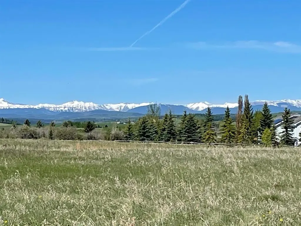 176042 168 Avenue W Rural Foothills County AB T1S 0Z7